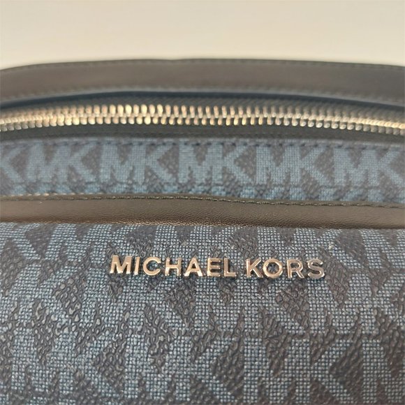 Brand New MICHAEL KORS MONOGRAM BELT BAG - Picture 6 of 7